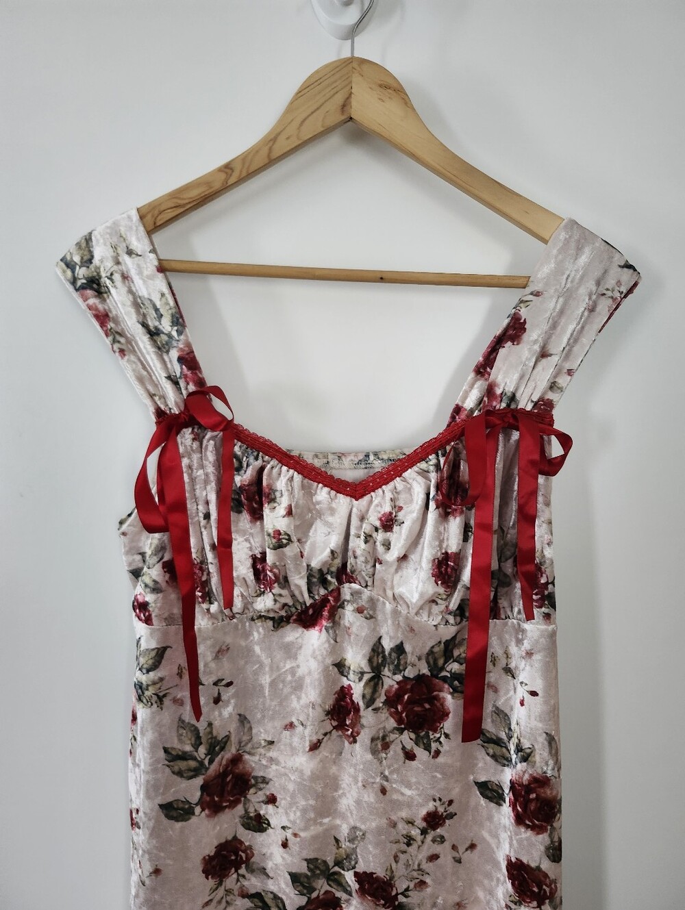 Vintage Like  Romantic Coquette Whimsical  Floral Velvet Maxi Dress ‎ Small - Picture 4 of 11